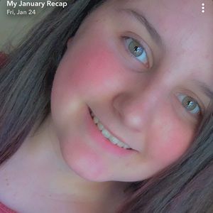 Meet your Posher, Lilly